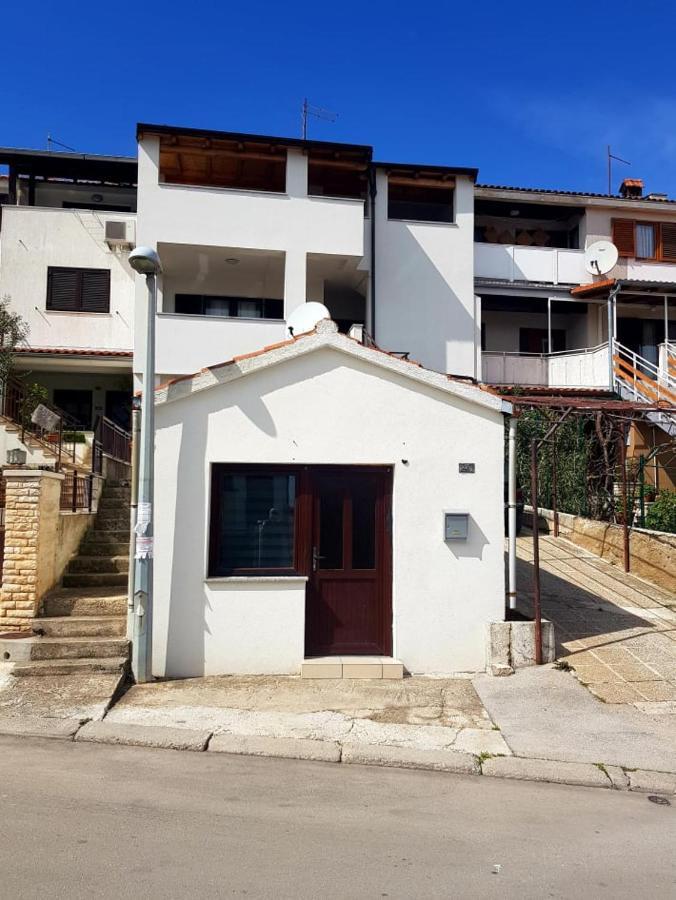 Apartmani Petra Pula Exterior photo