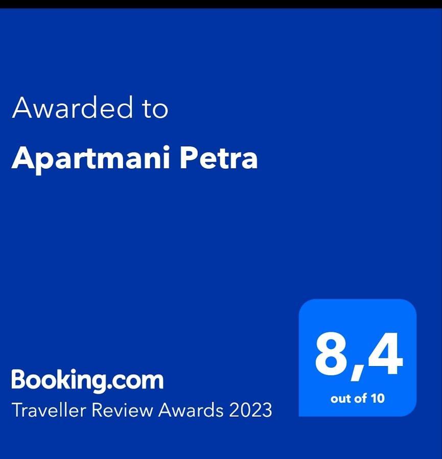 Apartmani Petra Pula Exterior photo